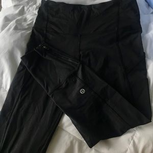 Black lululemon leggings